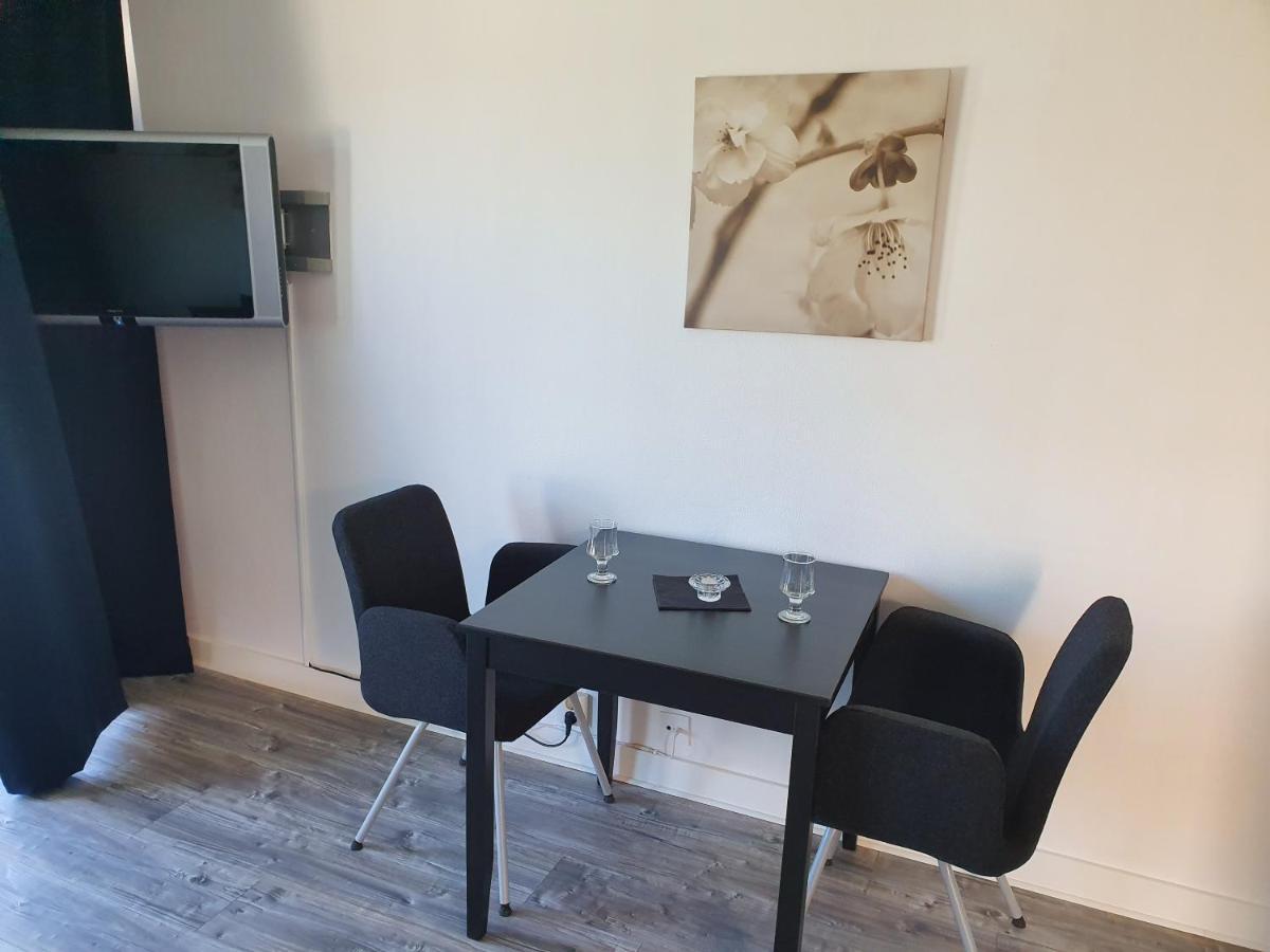 Hotell Dalsland Ed ภายนอก รูปภาพ